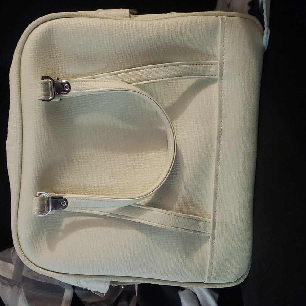 American Tourister Cream Travel Tote Bag